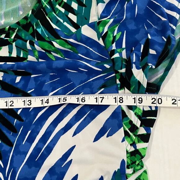 Tropical Womens Top Sz M Palm Leaves Resort Vacation Vibrant Flowy Modest Relax. - Picture 4 of 8